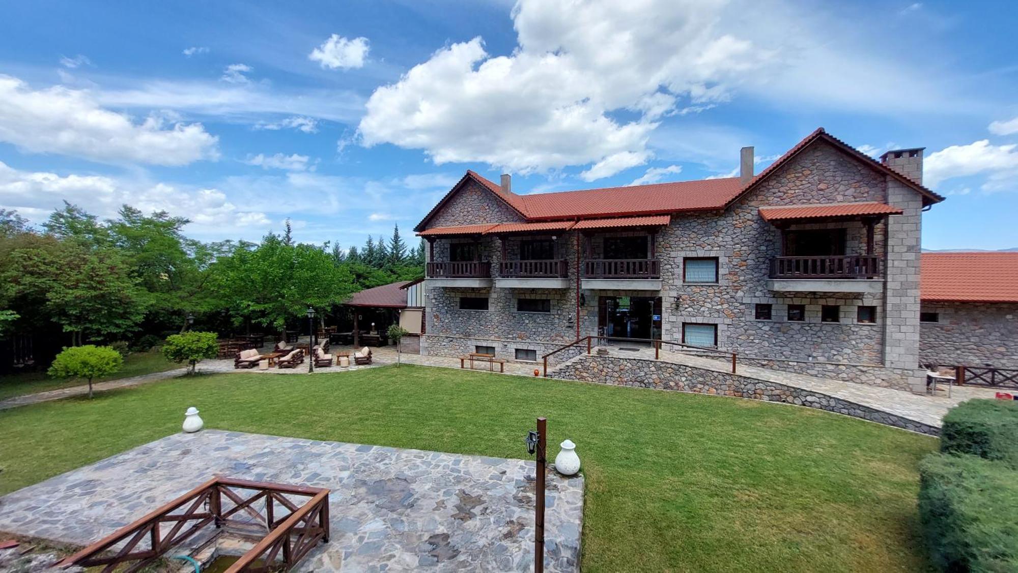 Metohi Hotel Mariolata Exterior photo